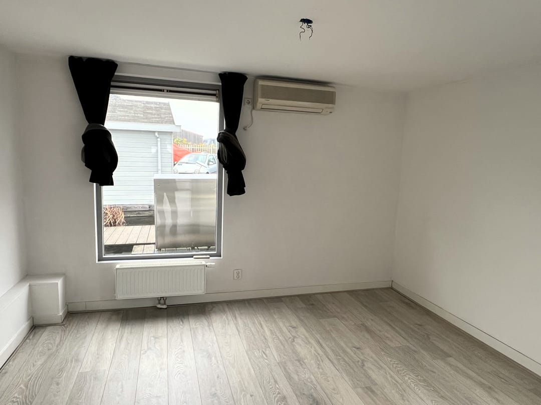 Photo 11 of Oud-Loosdrechtsedijk 249-A