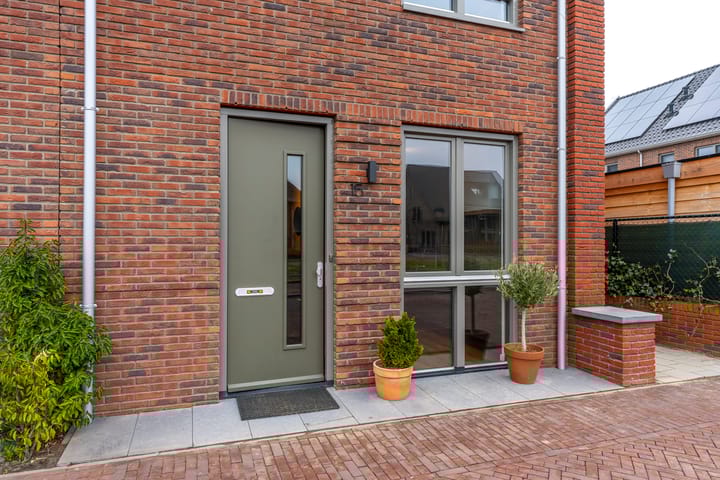 Photo 2 of Schansstraat 15