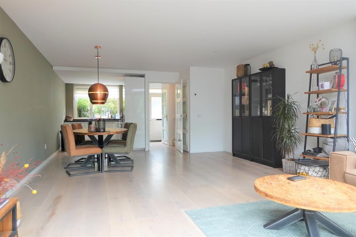 Foto 12 van Burg. H.G. v. Kempensingel 39-C