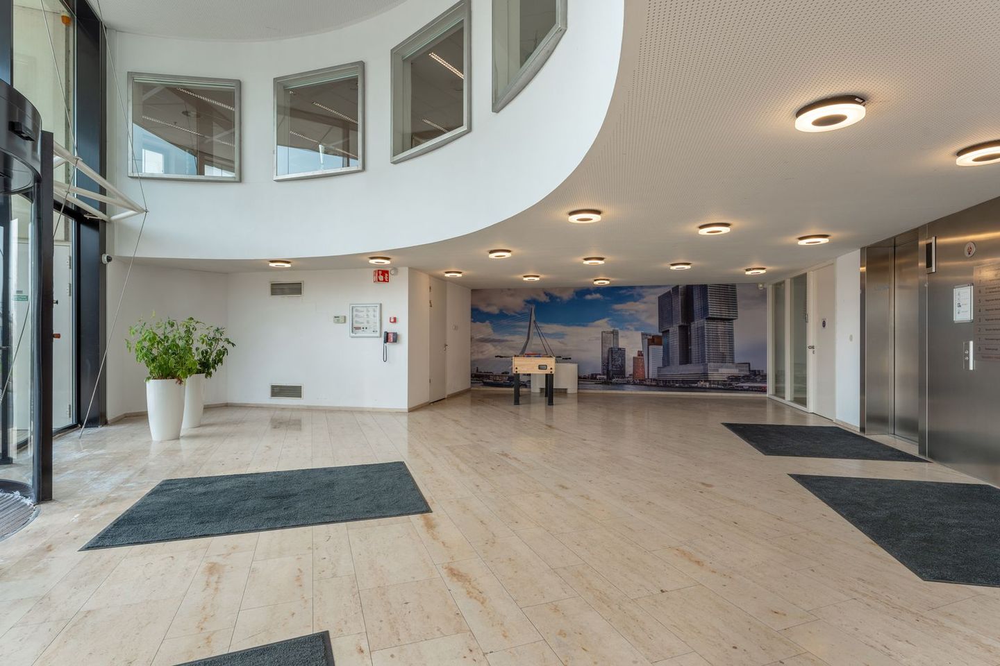 Bekijk foto 3 van Spoorstraat 7