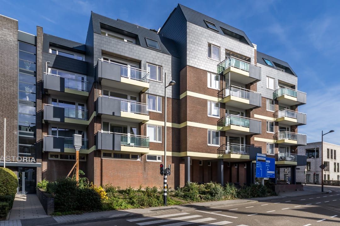 Photo 23 of Trianon 38