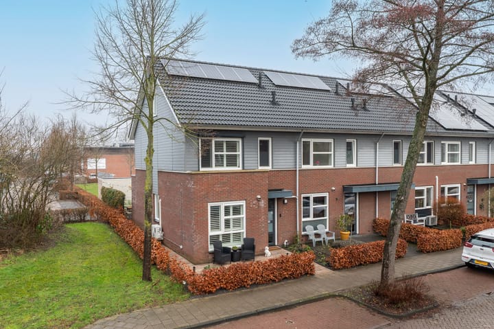 Corridor 106 main image