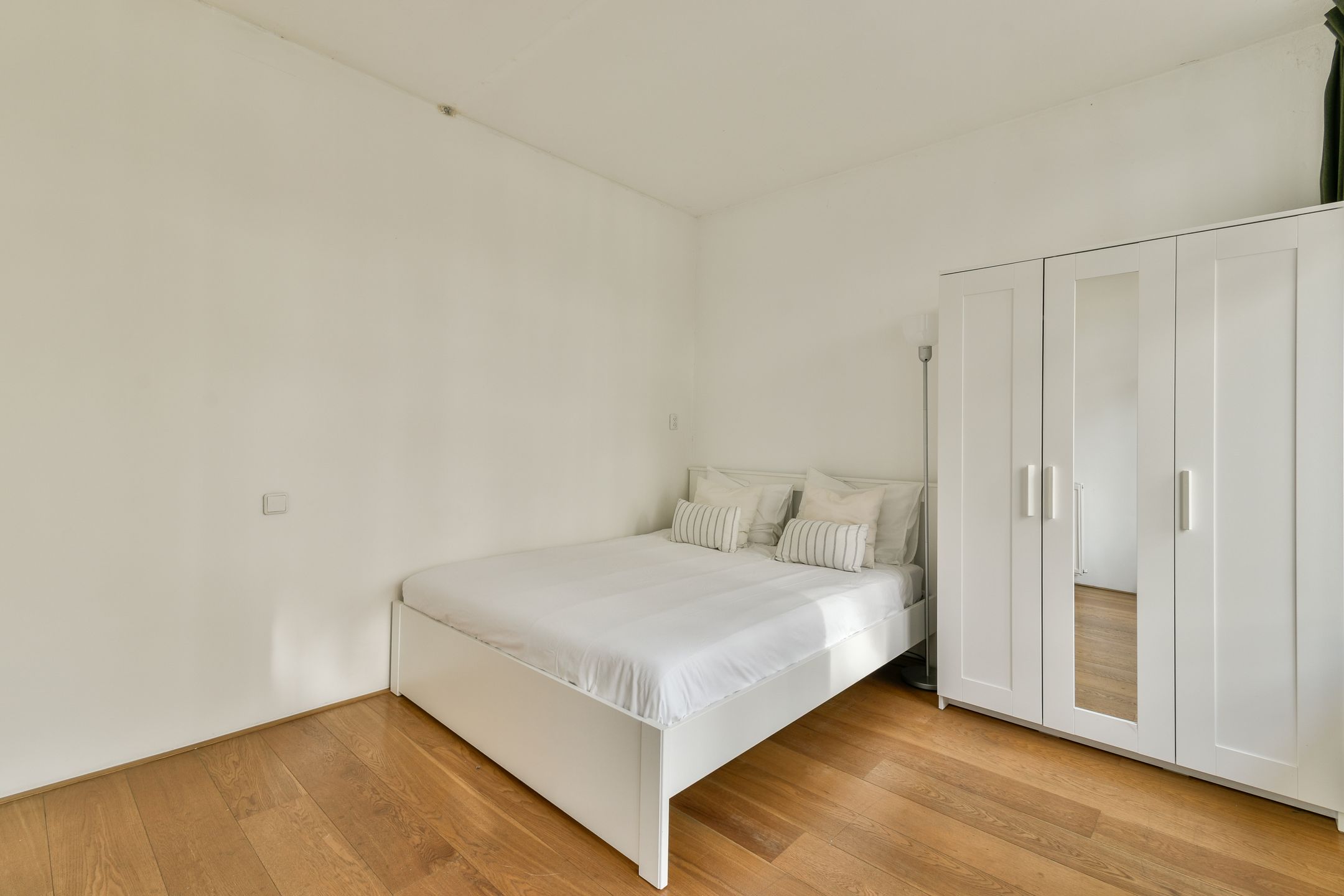 Foto 15 van Pijnackerstraat 10-1