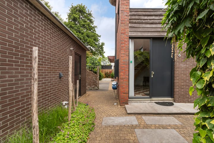 Foto 5 van Mohammed Roemhof 6