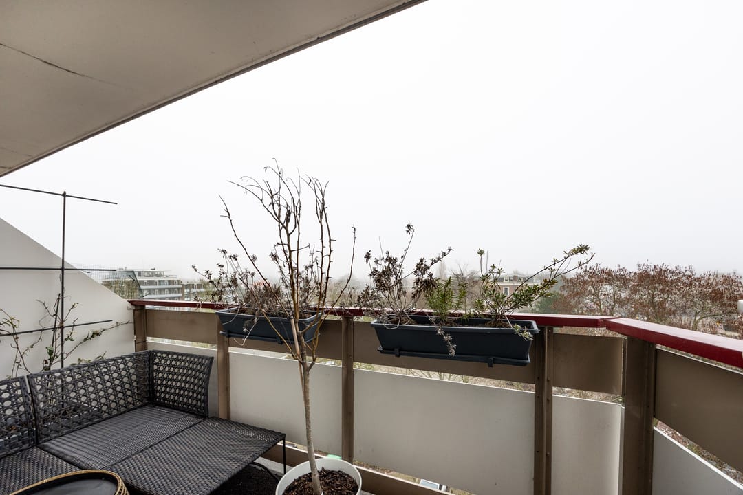 Foto 16 van Haagplein 81