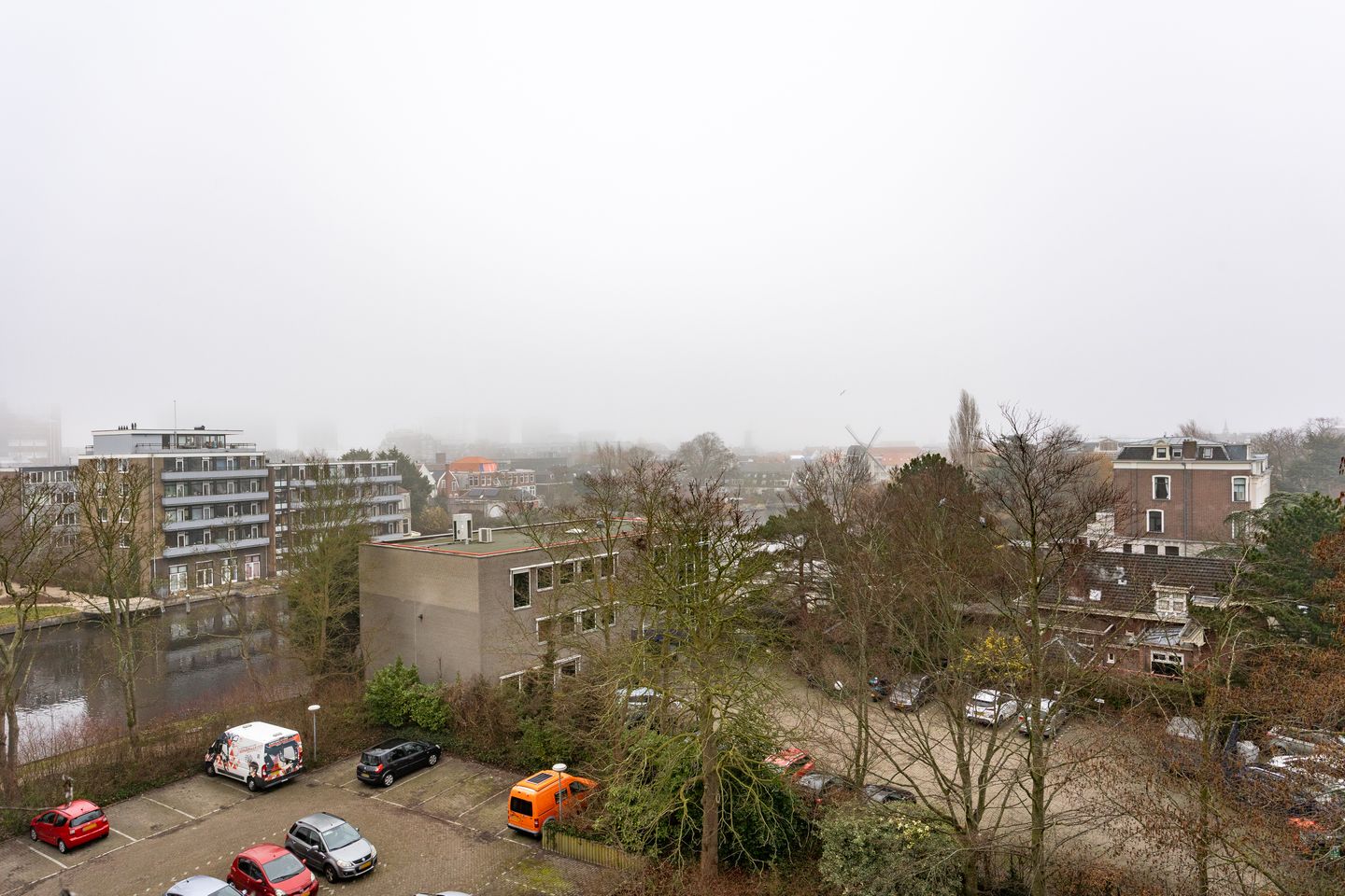 Foto 19 van Haagplein 81