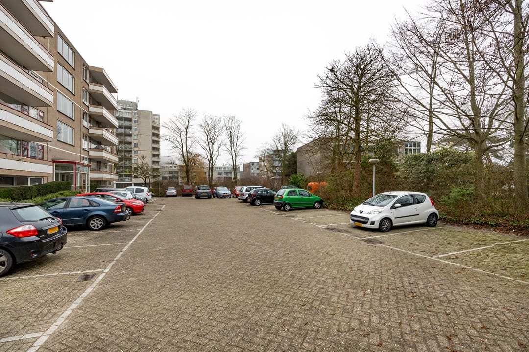 Foto 23 van Haagplein 81