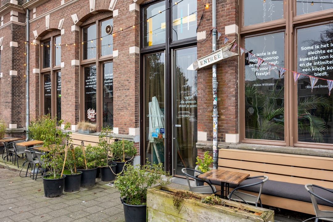 Foto 26 van Haagplein 81