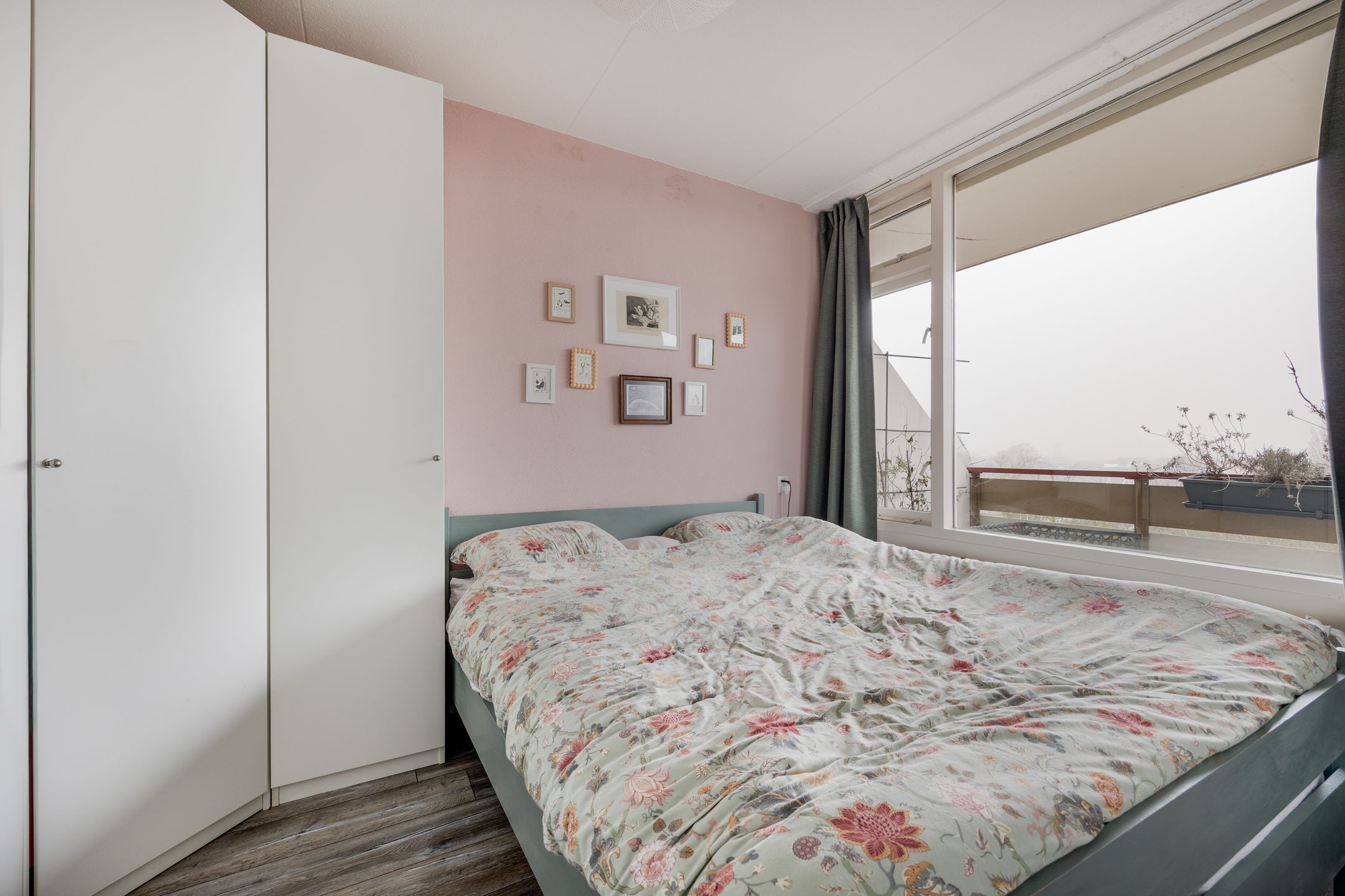 Foto 12 van Haagplein 81