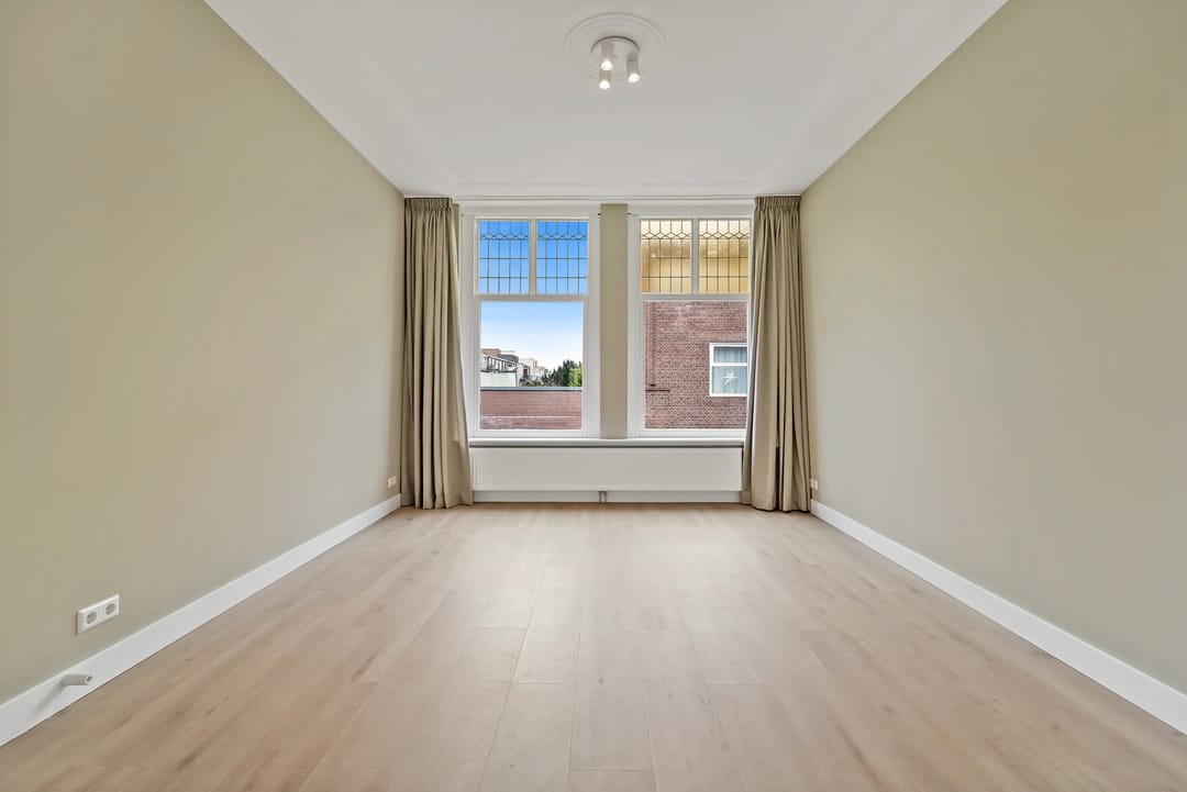 Photo 8 of Hendrik Zwaardecroonstraat 221