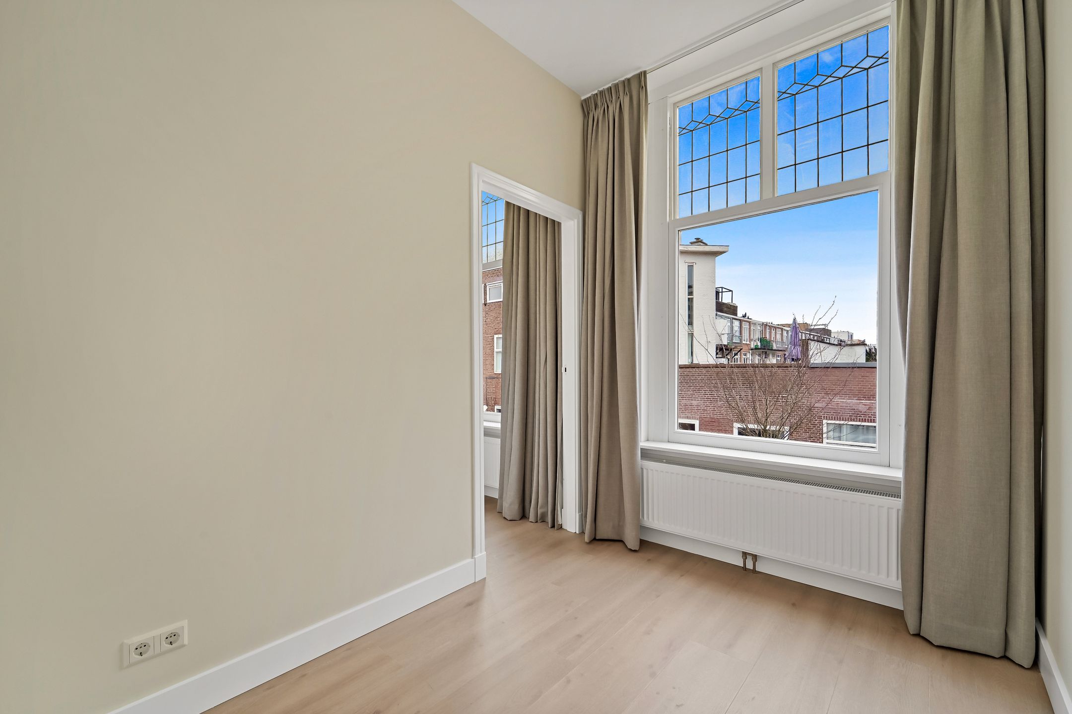 Photo 15 of Hendrik Zwaardecroonstraat 221