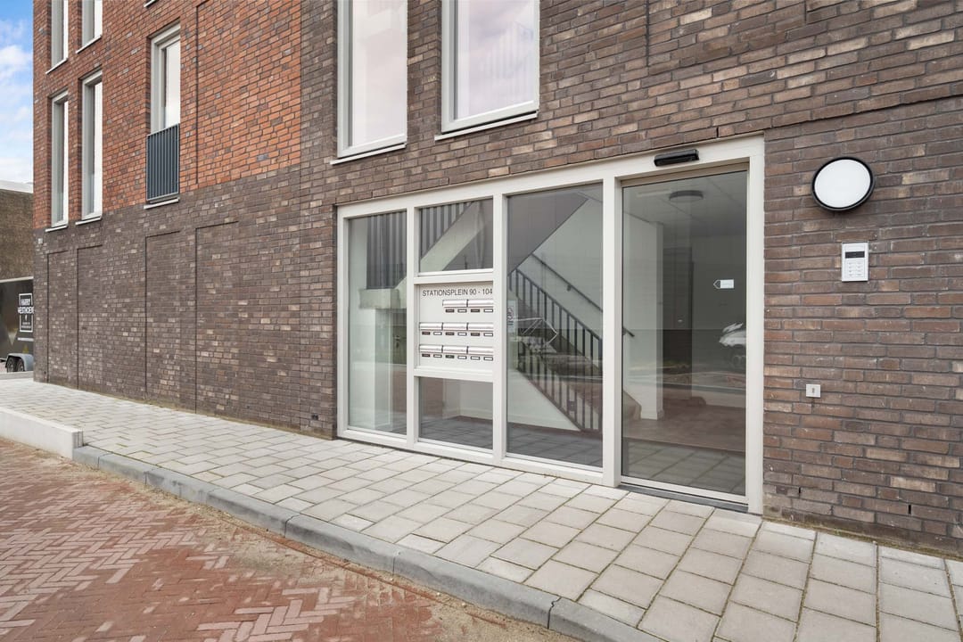 Photo 7 of Stationsplein 96