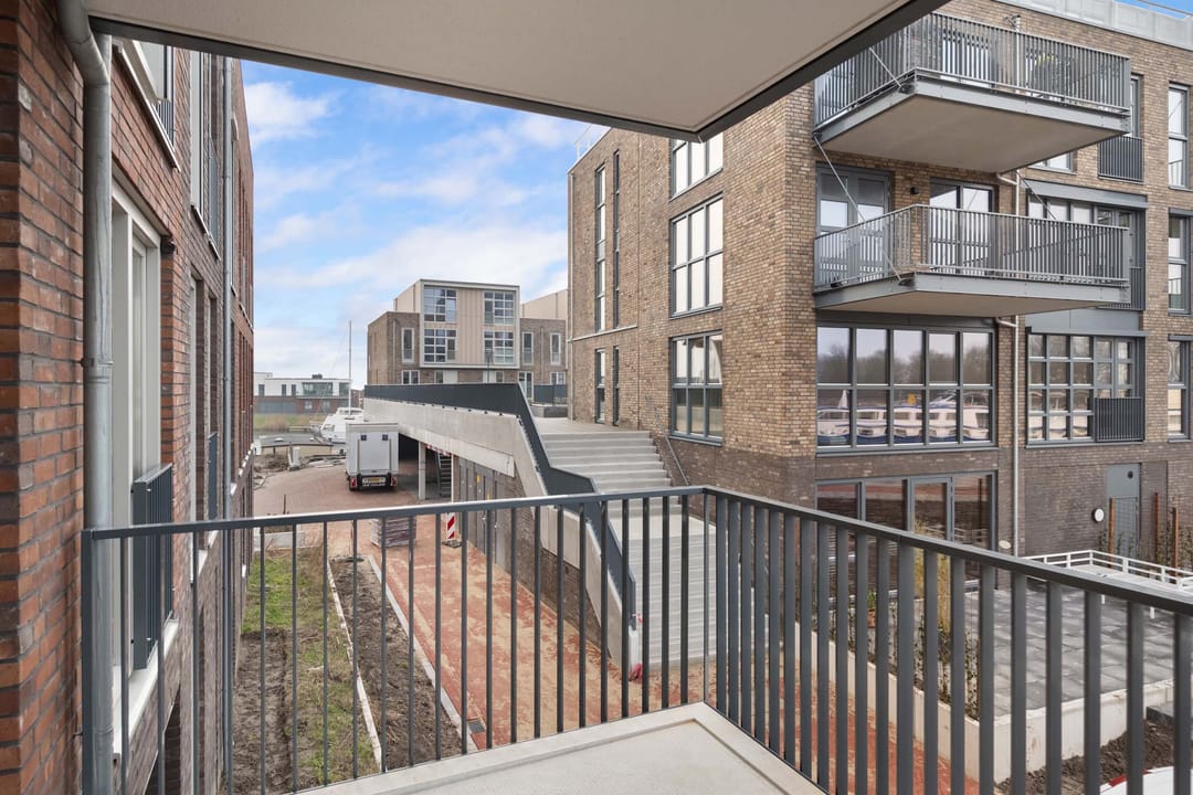 Photo 13 of Stationsplein 96