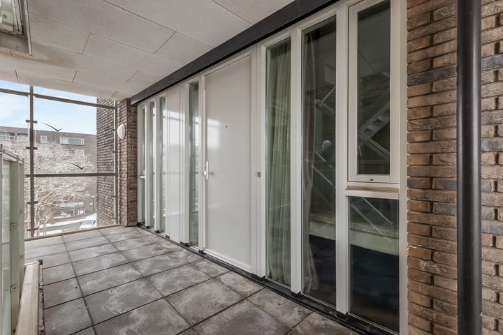 Photo 4 of Constant Erzeijstraat 8-C