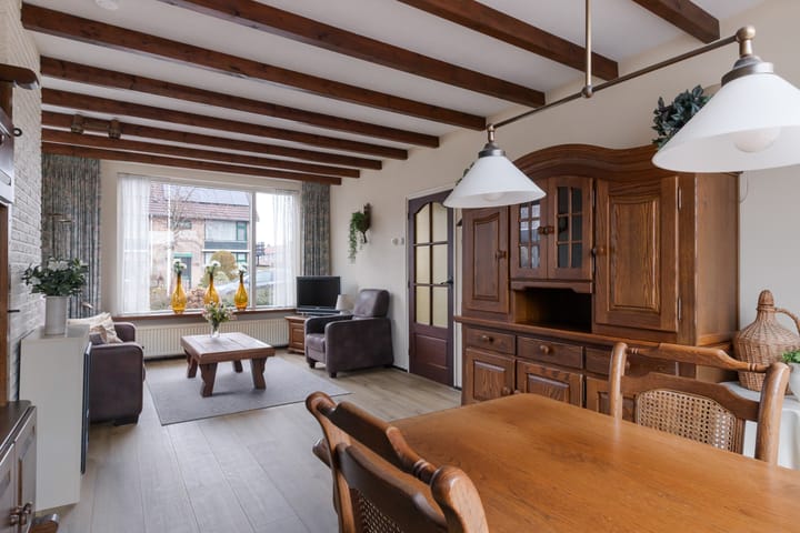 Foto 14 van Van Heuven Goedhartstraat 61