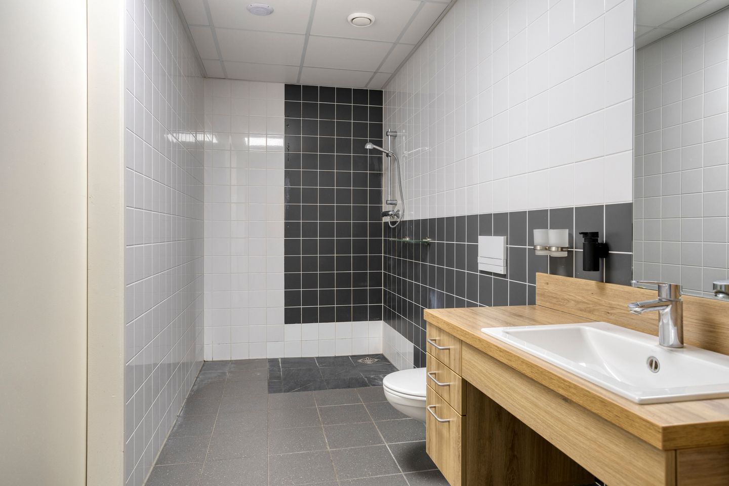 Foto 19 van Waterloolaan 1-51