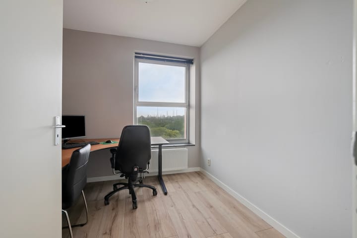 Photo 19 of Oosterbakenpad 84