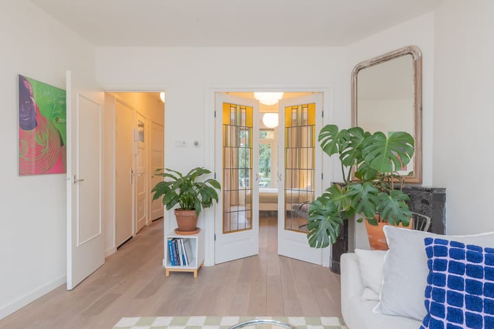 Photo 2 of Lucellestraat 26-2