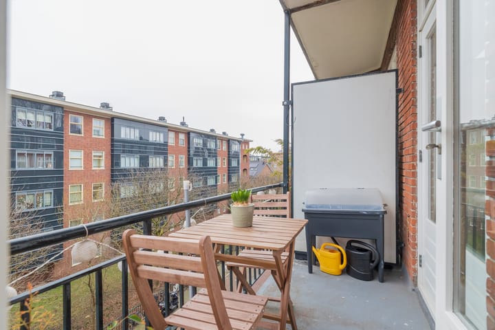 Photo 4 of Lucellestraat 26-2