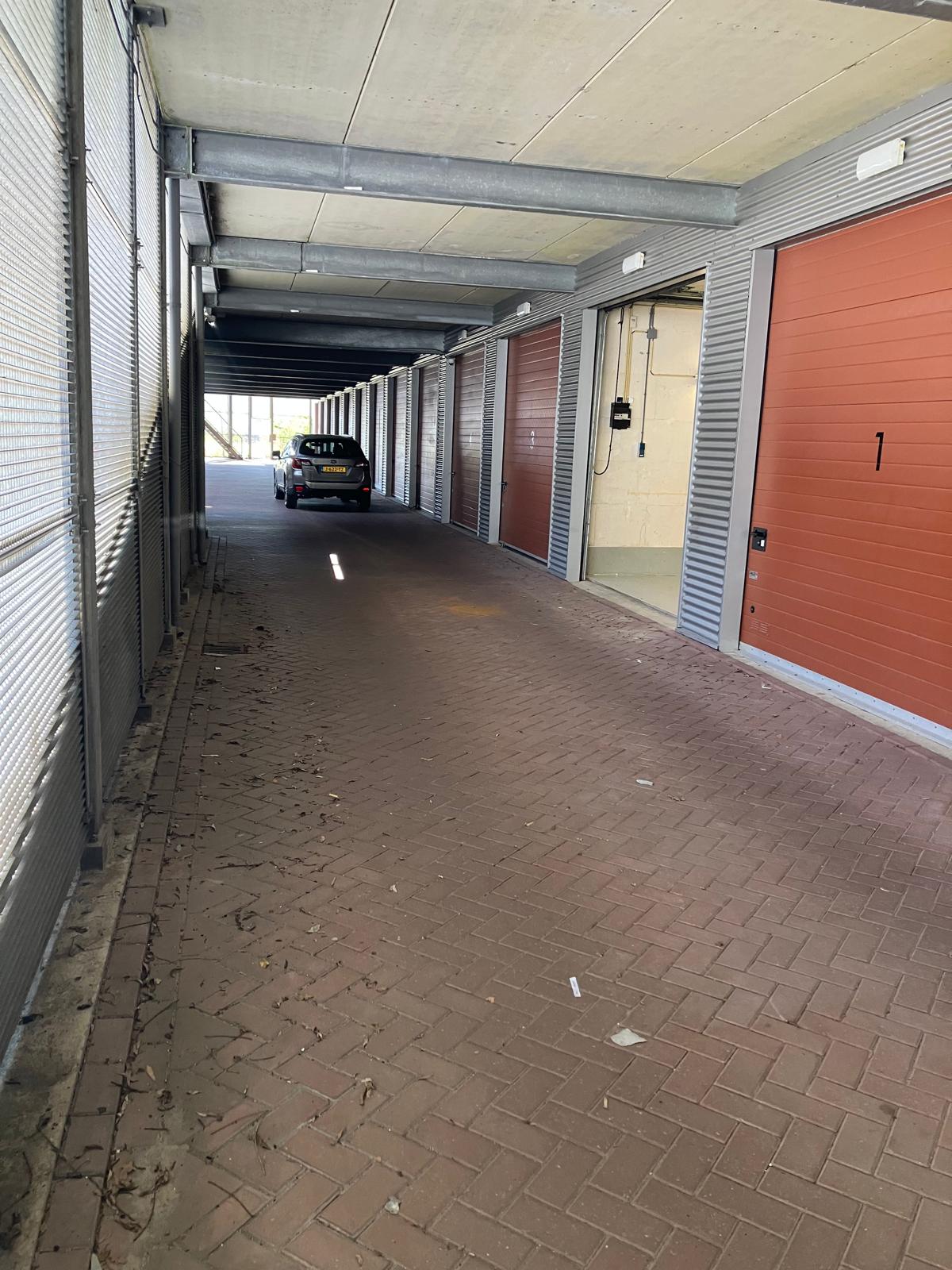 Bekijk foto 3 van Xenonstraat 168