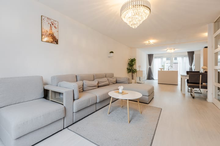 Photo 5 of Scarlattistraat 80