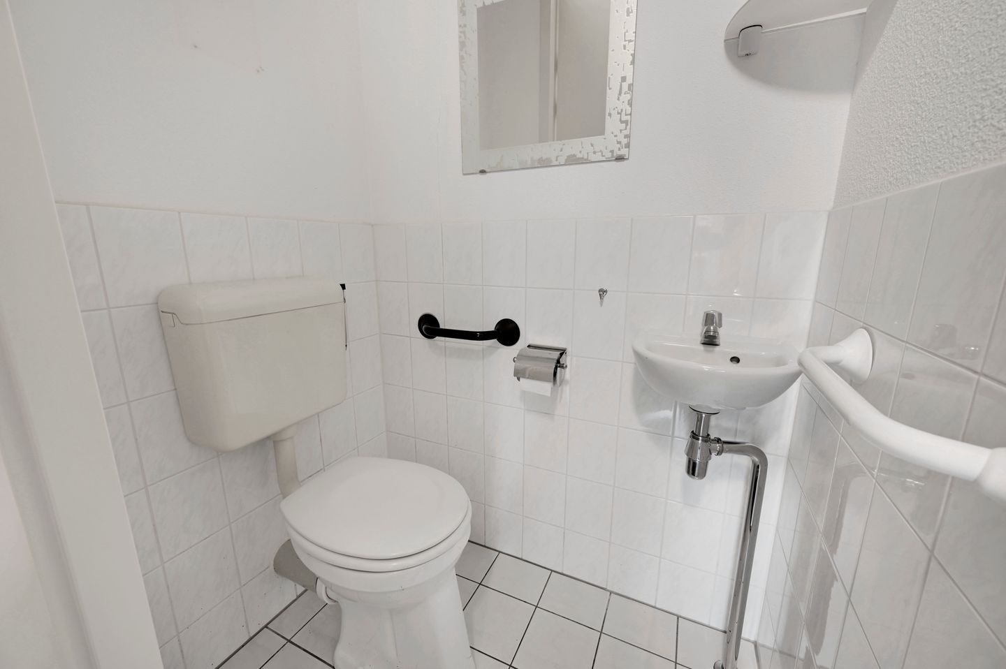 Photo 10 of Diepenbrockstraat 1