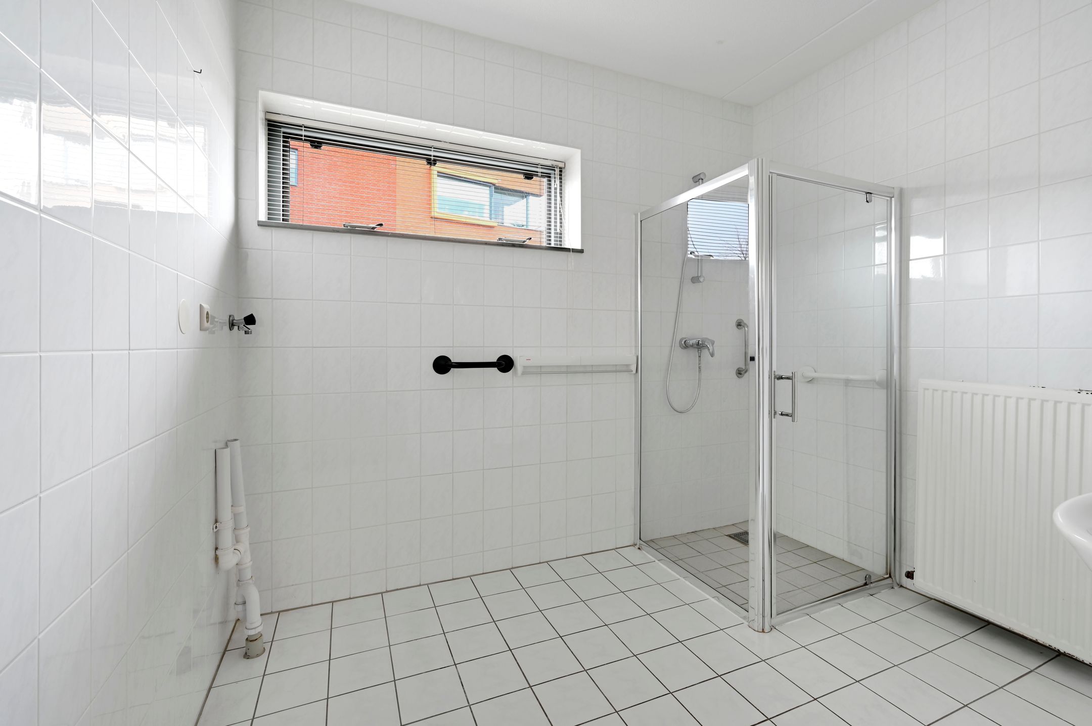 Photo 12 of Diepenbrockstraat 1