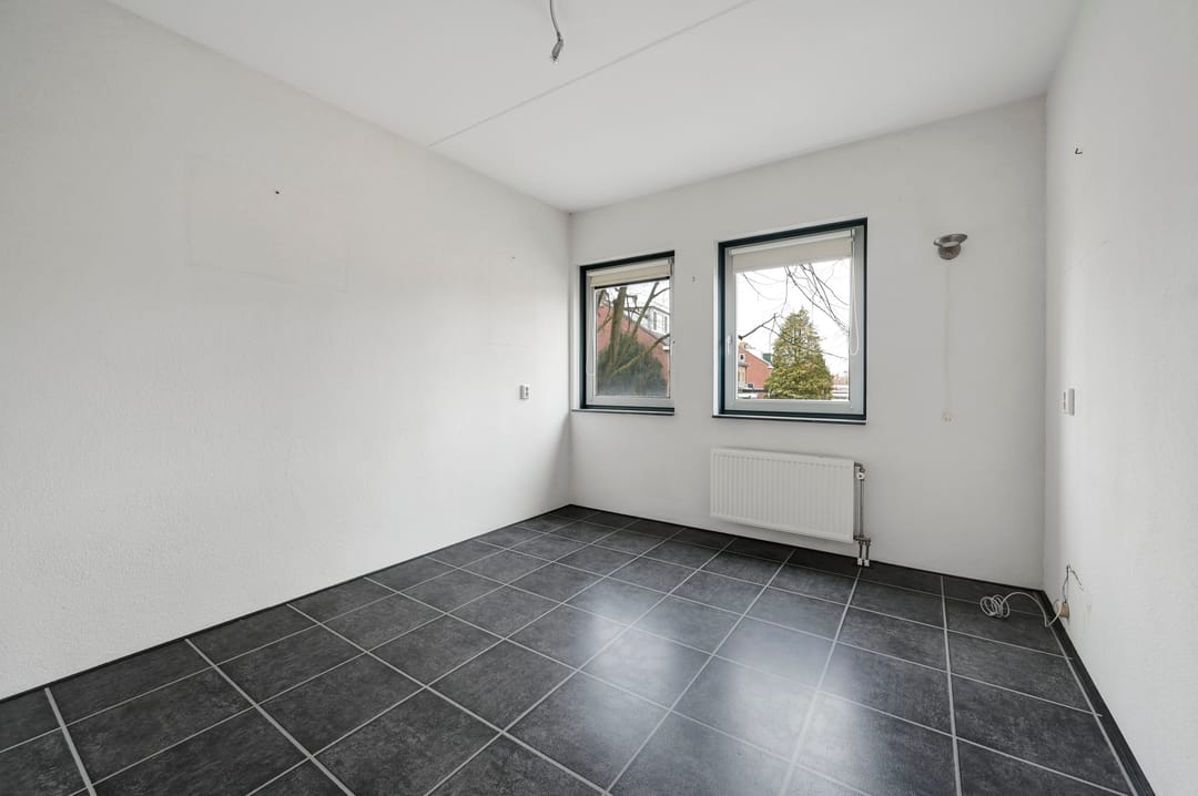 Photo 16 of Diepenbrockstraat 1