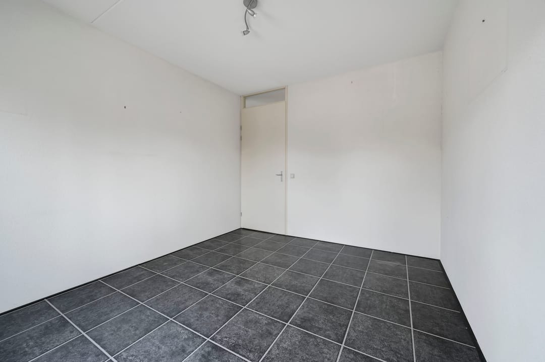 Photo 17 of Diepenbrockstraat 1