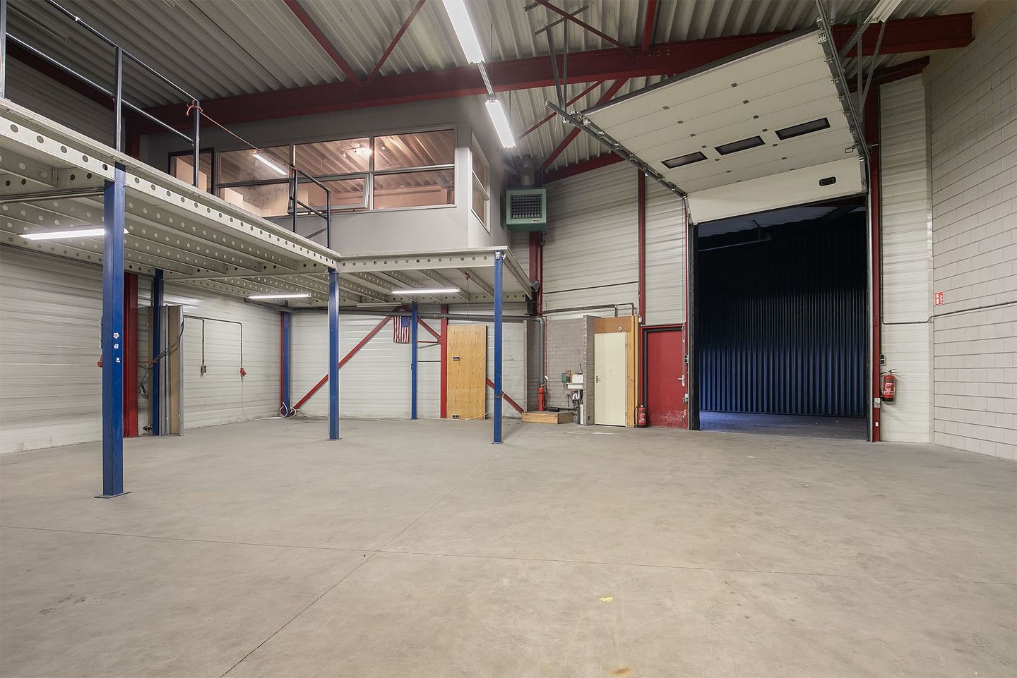 Bekijk foto 2 van De Groote Heeze 54