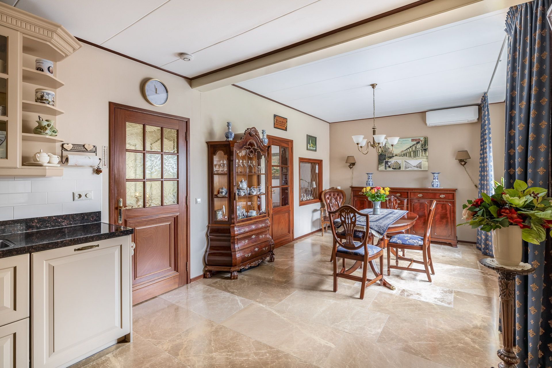 Photo 12 of Binnenweg 50