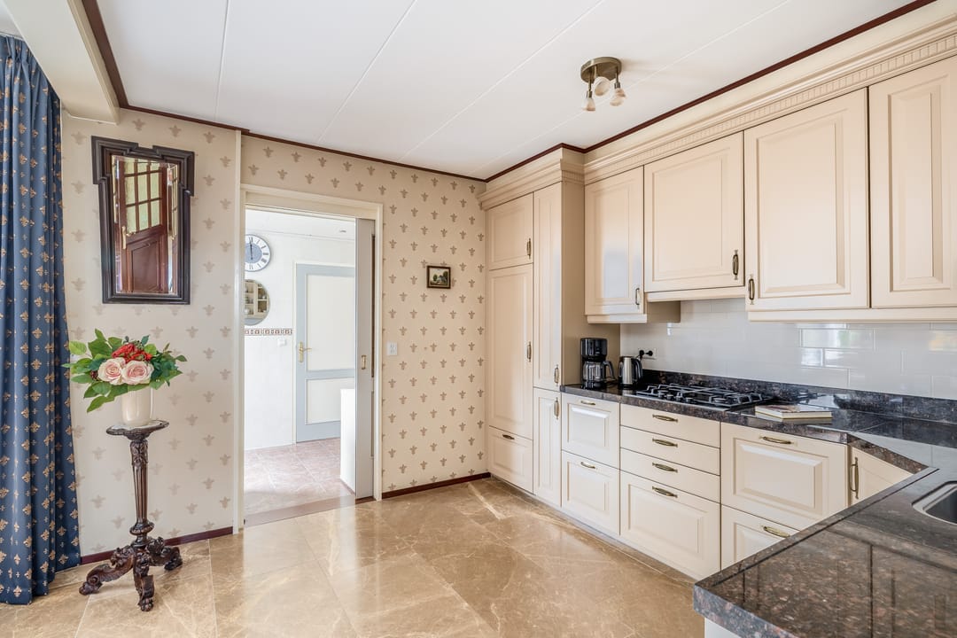 Photo 13 of Binnenweg 50