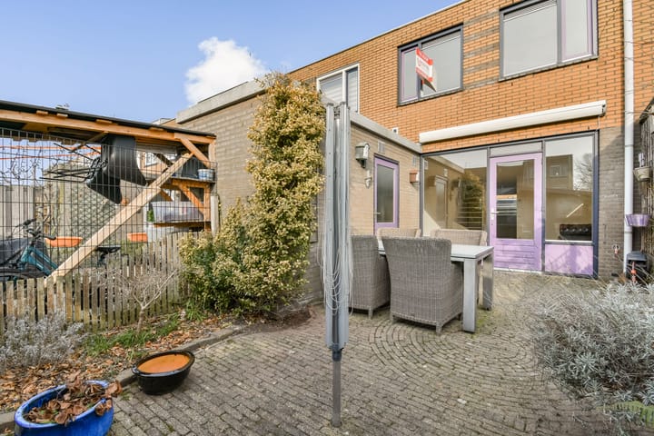 Photo 2 of Pieter A. van Heijningestraat 69