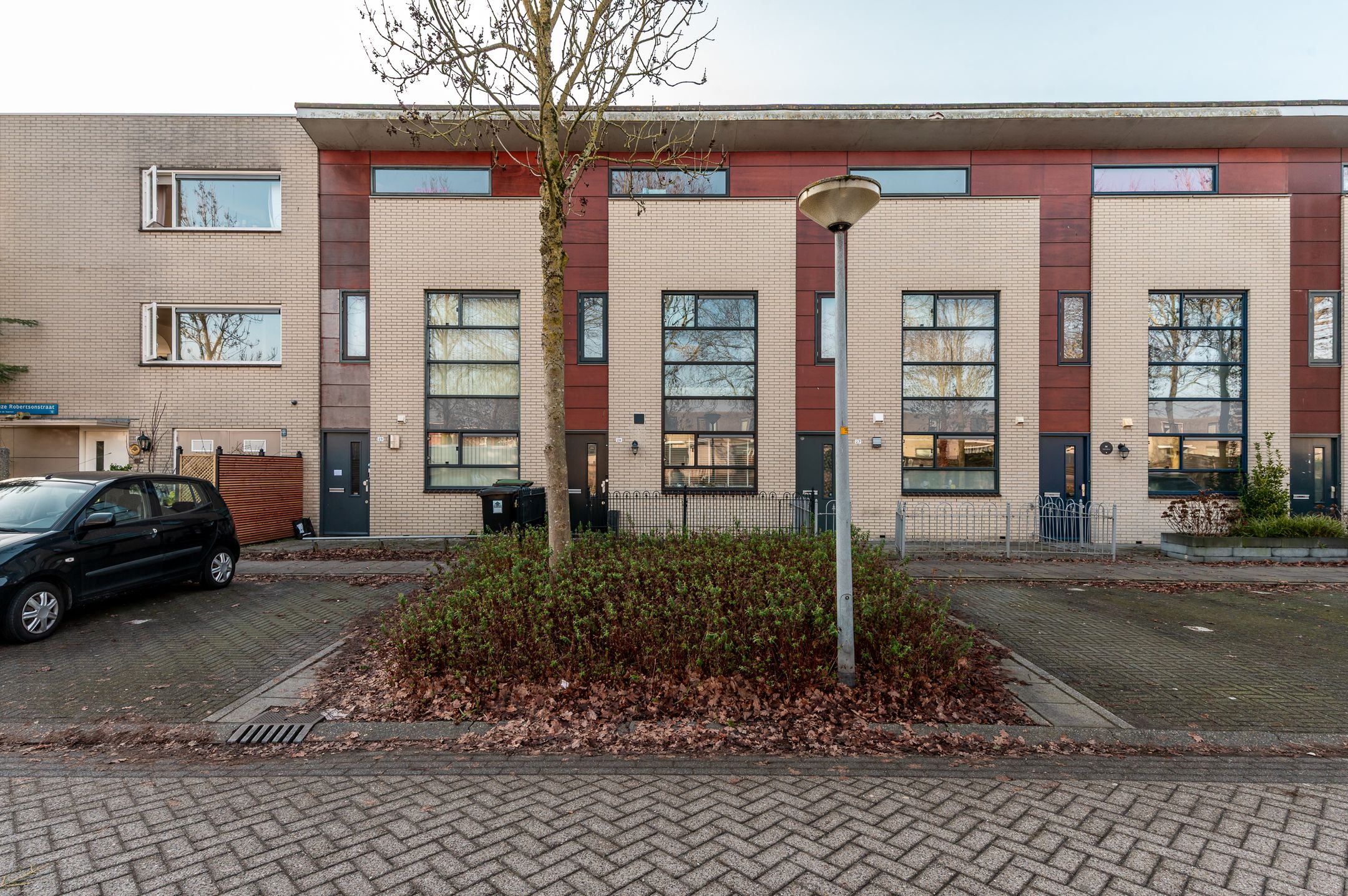 Suze Robertsonstraat 28 