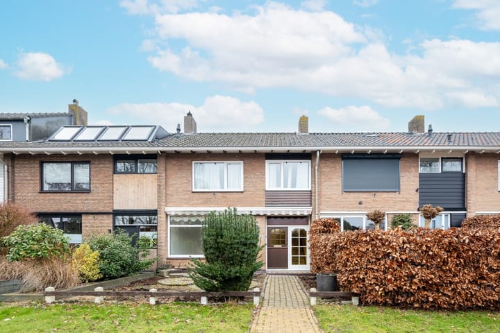 Middelhof 33 main image