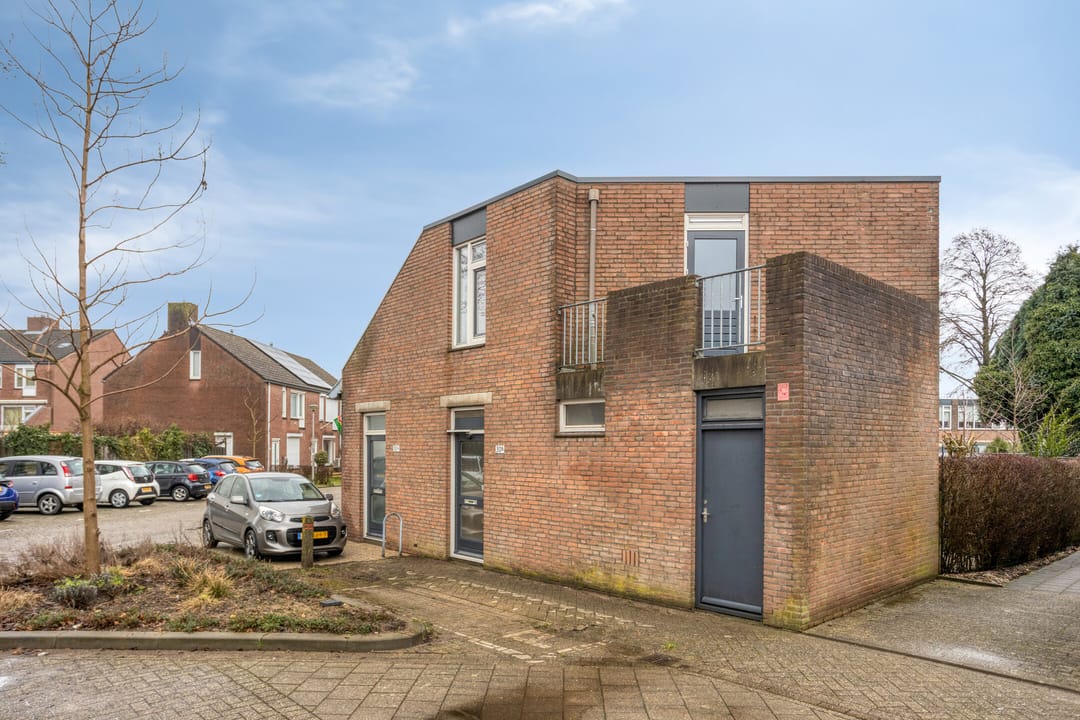 Foto 2 van Caesarhof 30-B