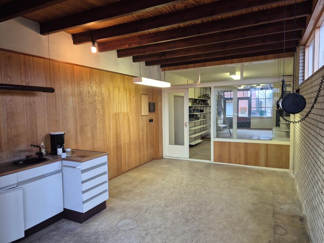 Photo 2 of Zuiddijkstraat 19