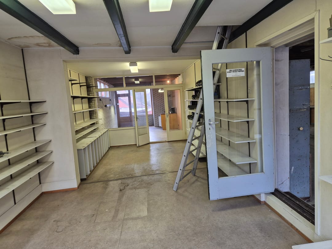 Photo 11 of Zuiddijkstraat 19