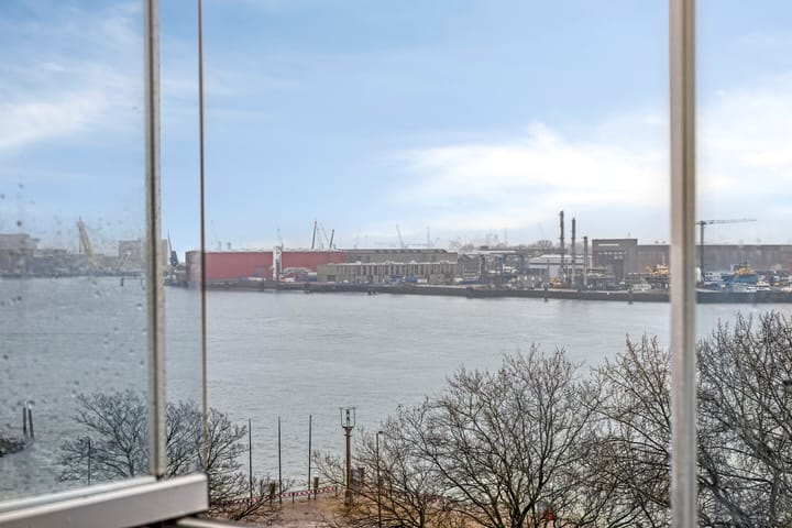 Photo 4 of Maasboulevard 173