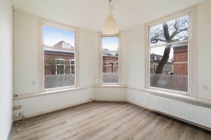 Photo 2 of President Steinstraat 1-B