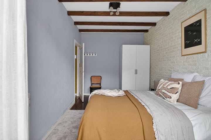 Photo 6 of Bonairestraat 67-1