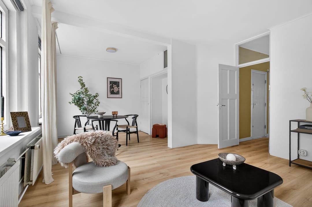 Photo 2 of Bonairestraat 67-1