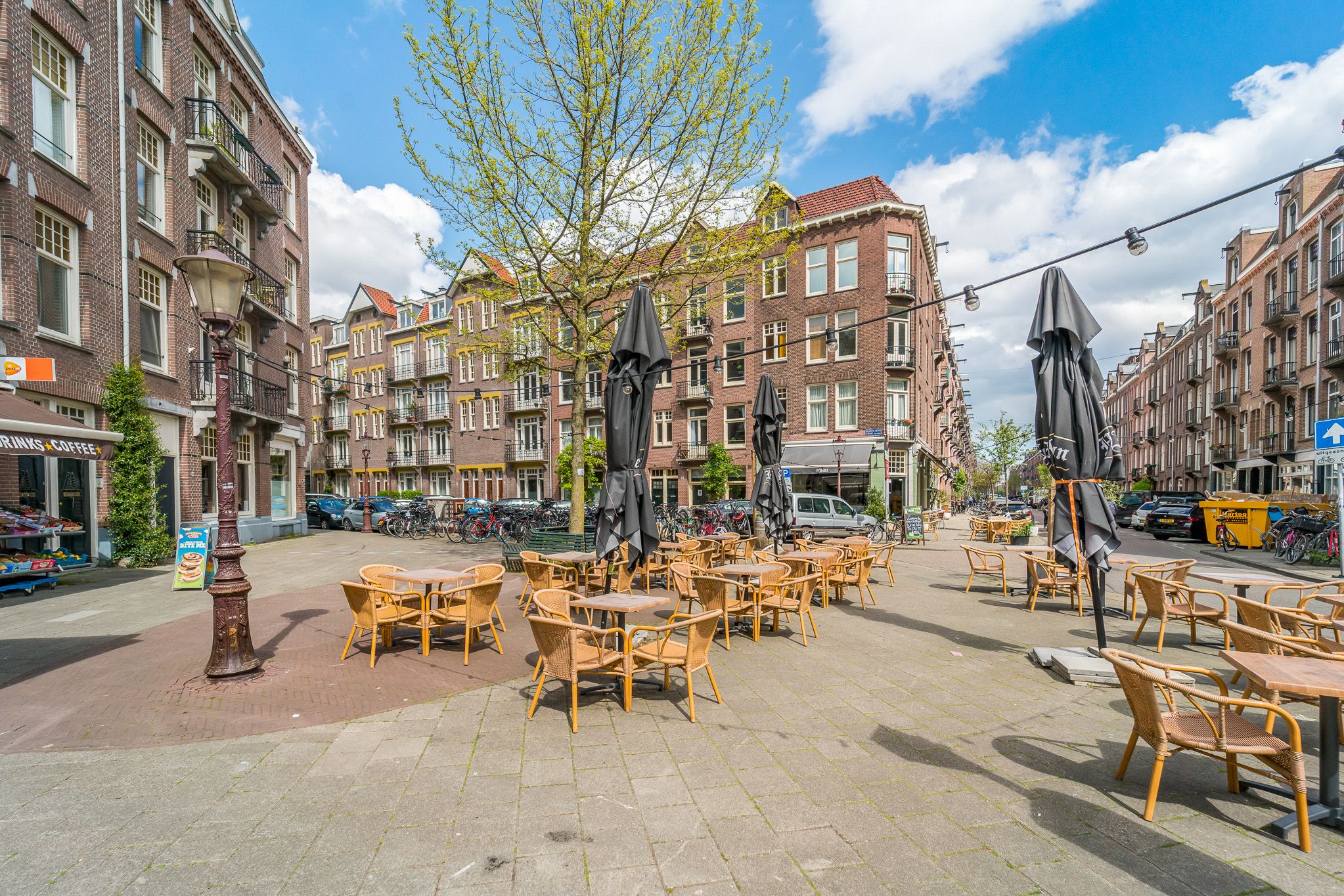 Photo 24 of Bonairestraat 67-1