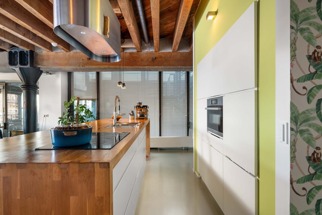 Photo 11 of Lloydstraat 44-F