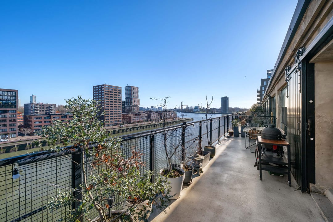 Photo 13 of Lloydstraat 44-F