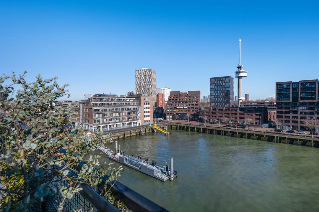 Photo 16 of Lloydstraat 44-F