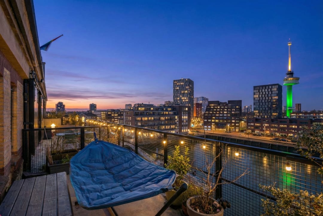 Photo 1 of Lloydstraat 44-F