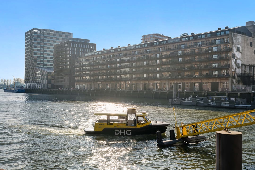 Photo 32 of Lloydstraat 44-F