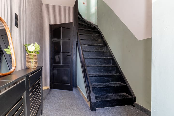 Photo 4 of Van Esserenstraat 5