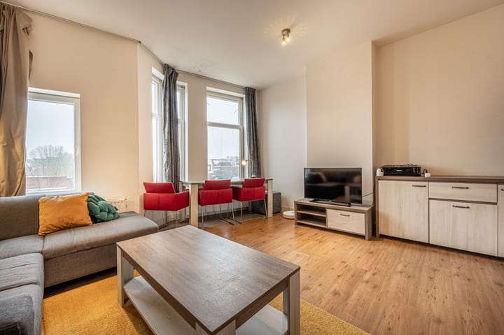 Photo 4 of Oudedijk 143-A03